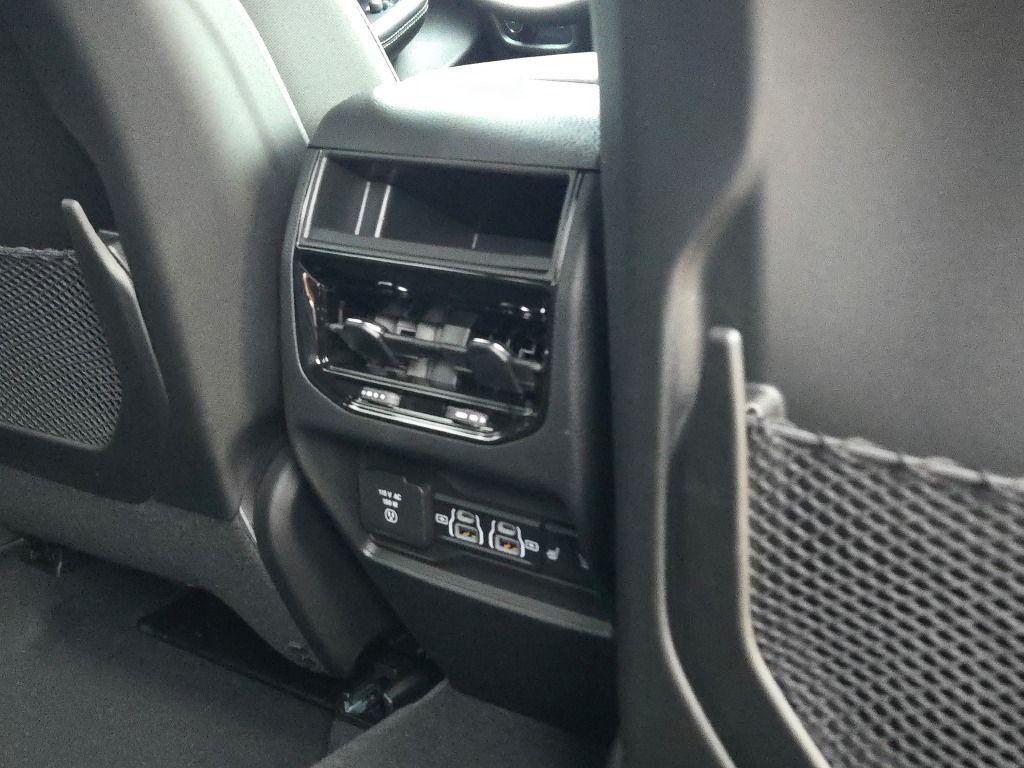 new 2025 Jeep Grand Cherokee car, priced at $43,245