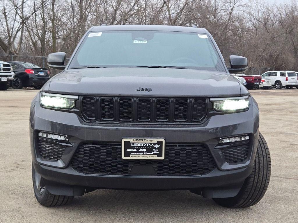 new 2025 Jeep Grand Cherokee car, priced at $43,245