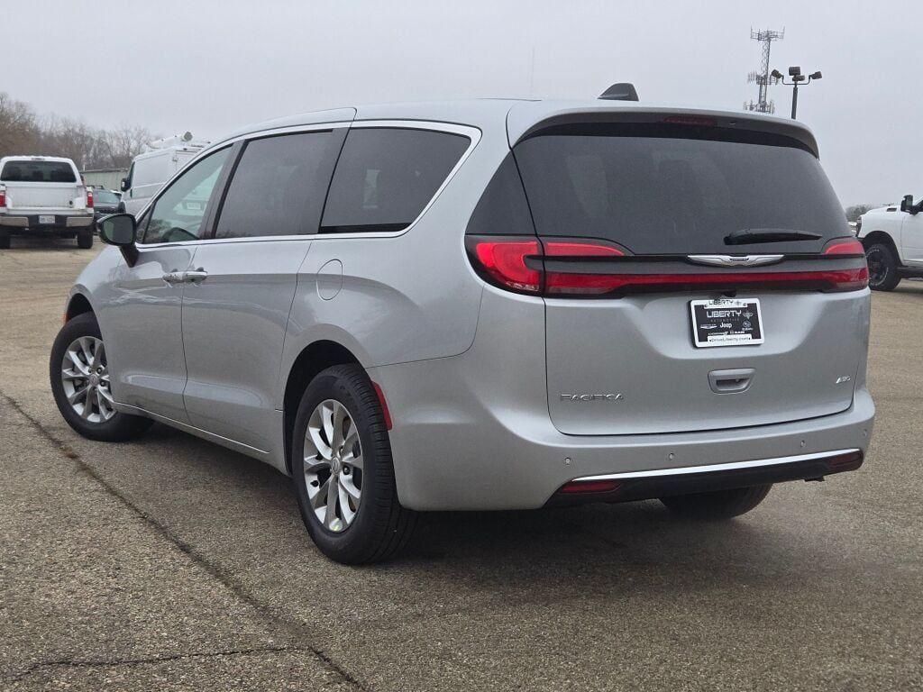 new 2026 Chrysler Pacifica car, priced at $46,060
