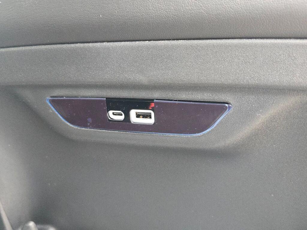 new 2026 Chrysler Pacifica car, priced at $46,060