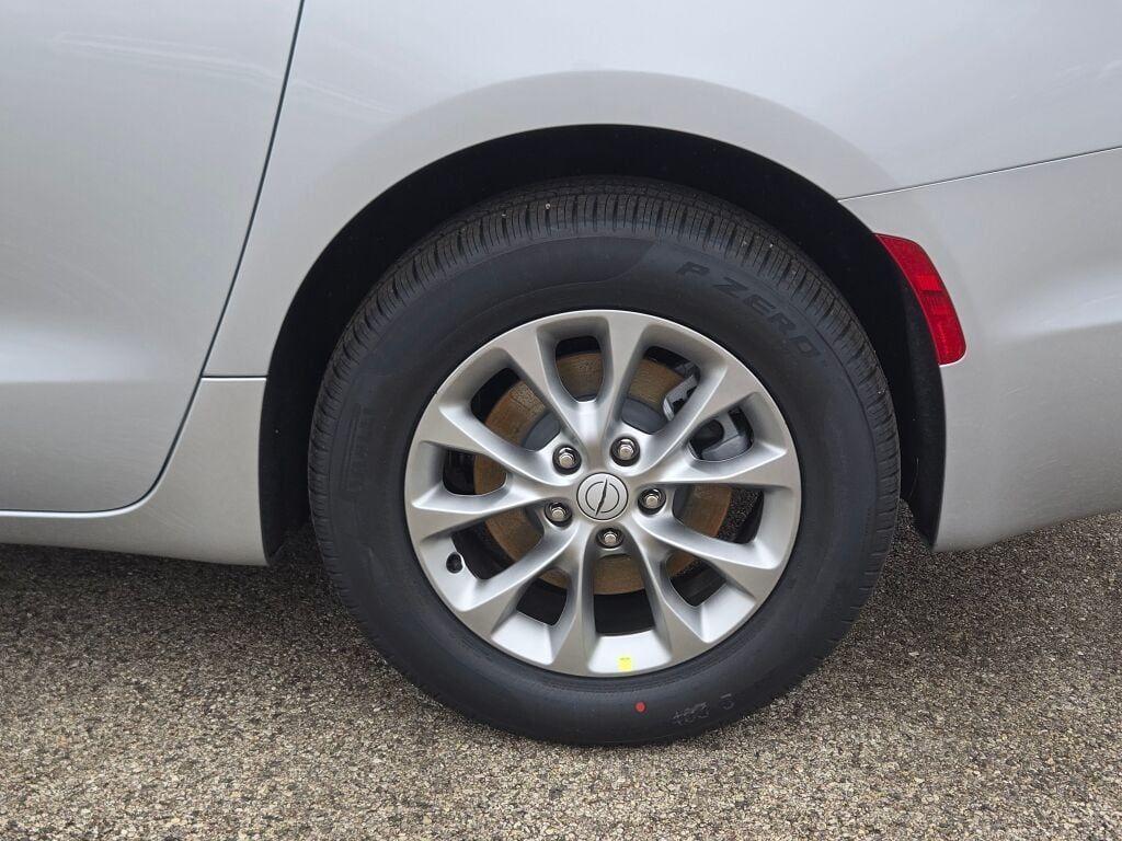 new 2026 Chrysler Pacifica car, priced at $46,060