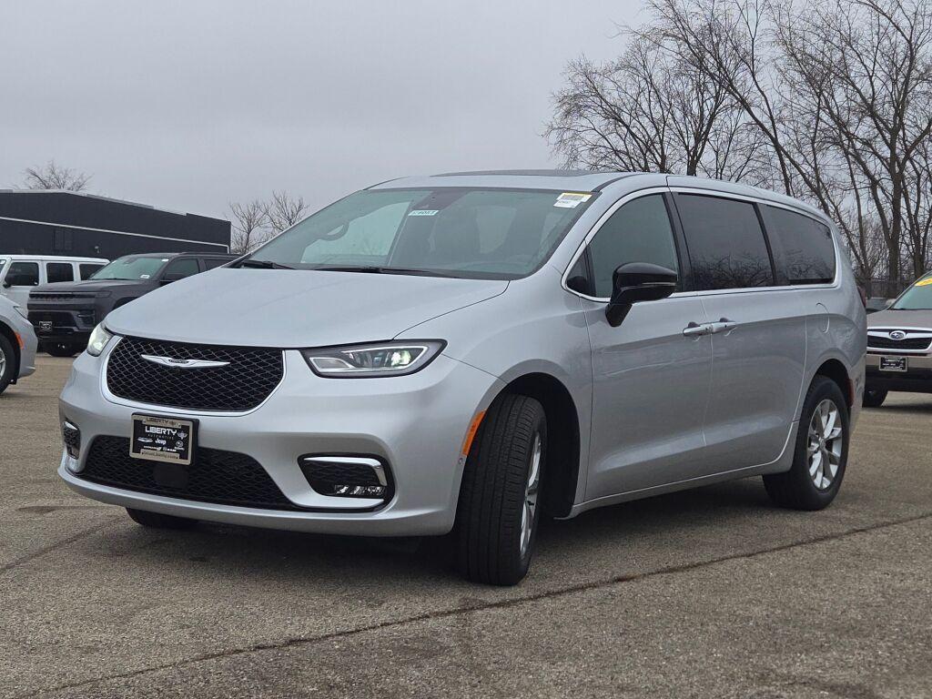 new 2026 Chrysler Pacifica car, priced at $46,060