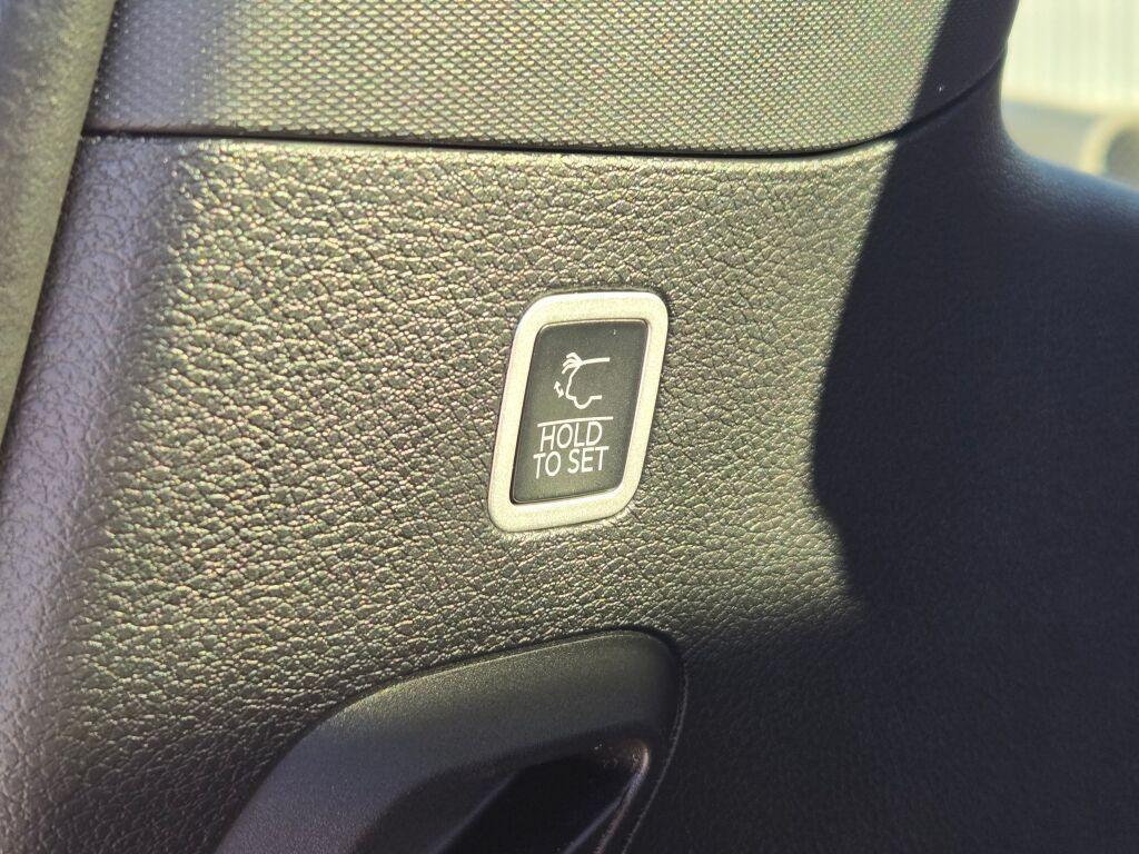 new 2026 Jeep Grand Wagoneer car, priced at $92,701