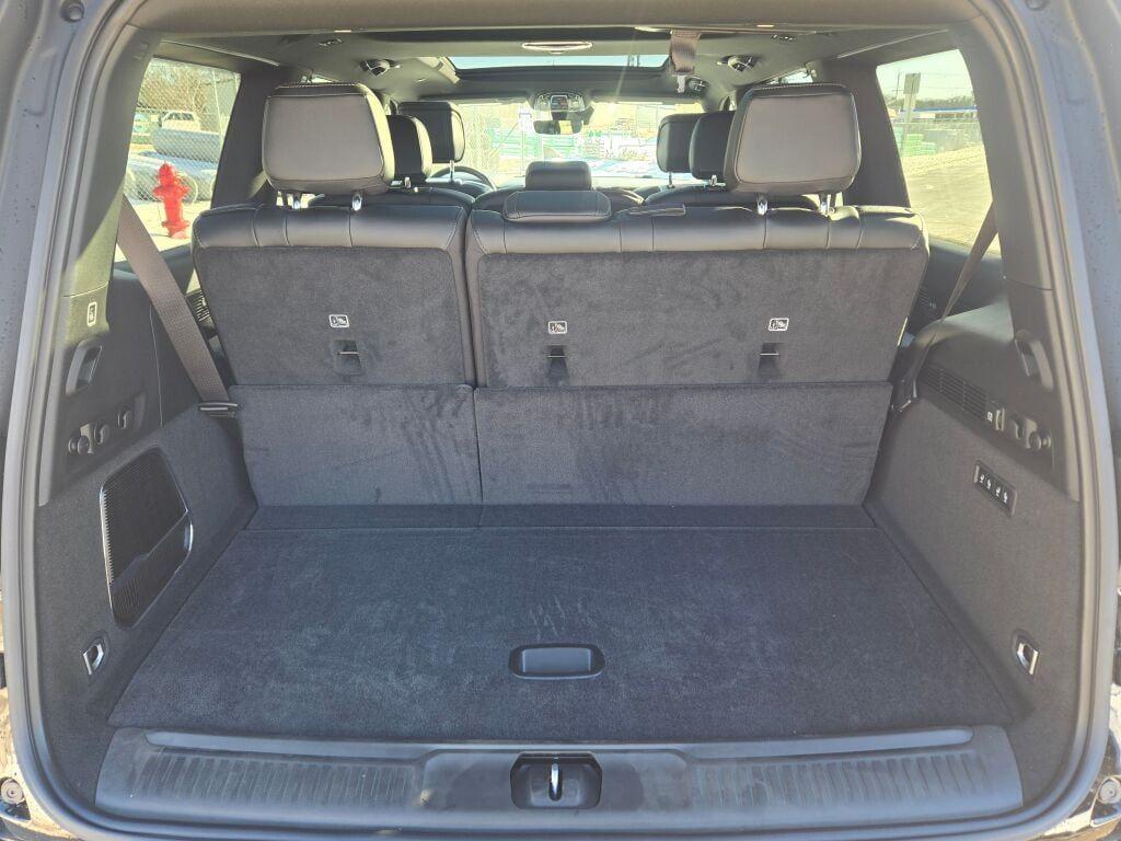 new 2026 Jeep Grand Wagoneer car, priced at $92,701