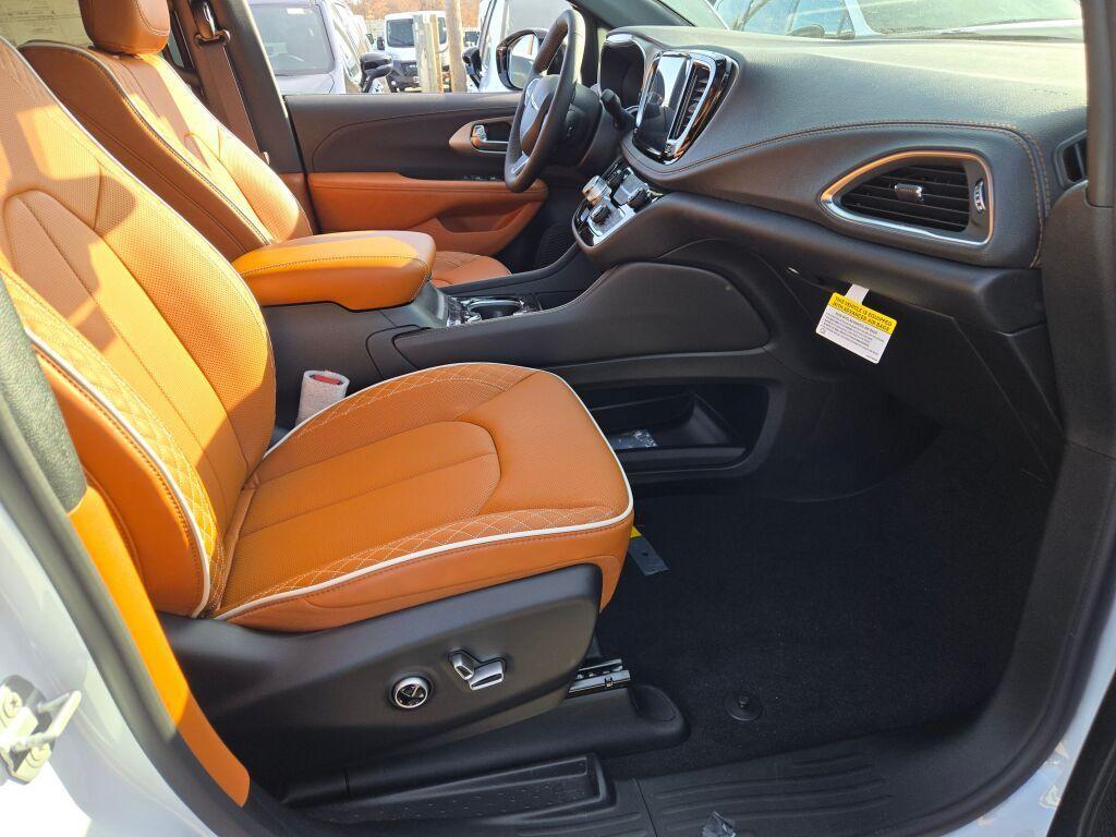 new 2026 Chrysler Pacifica car, priced at $54,750