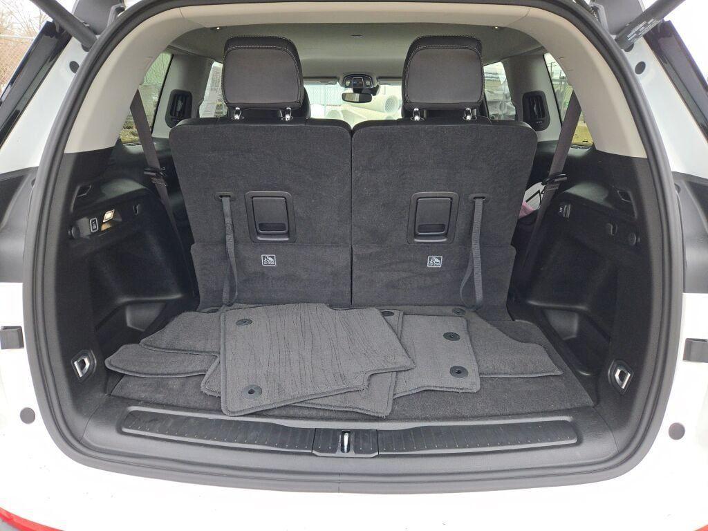 used 2023 Jeep Grand Cherokee L car, priced at $31,429