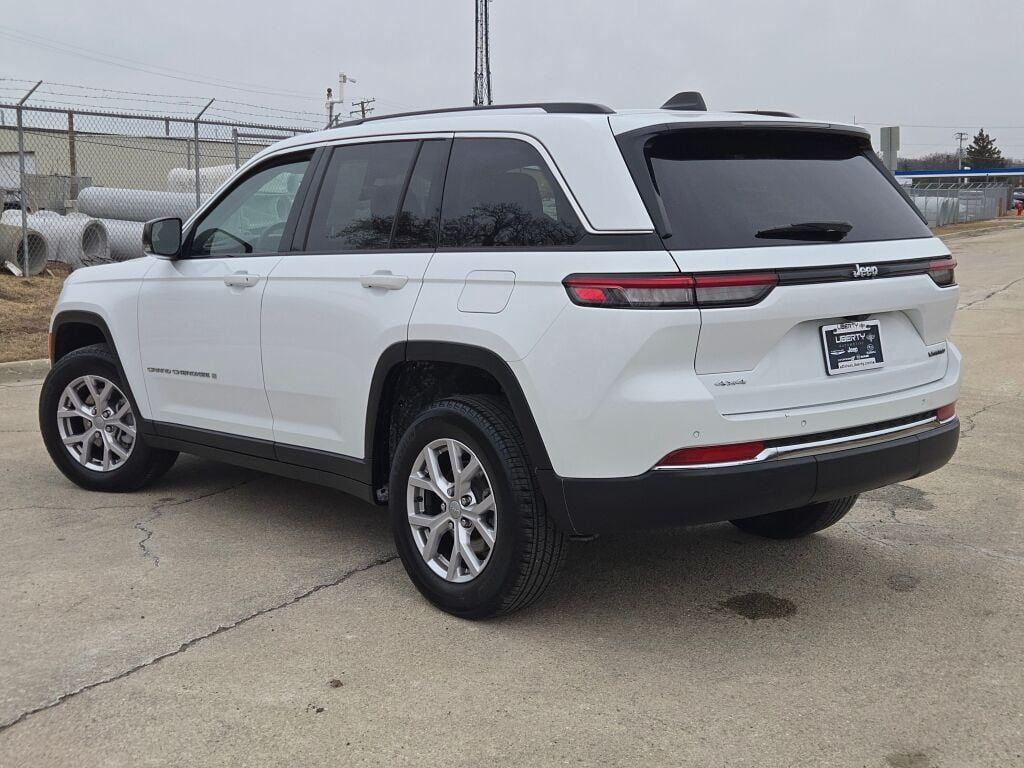 used 2022 Jeep Grand Cherokee car, priced at $31,467