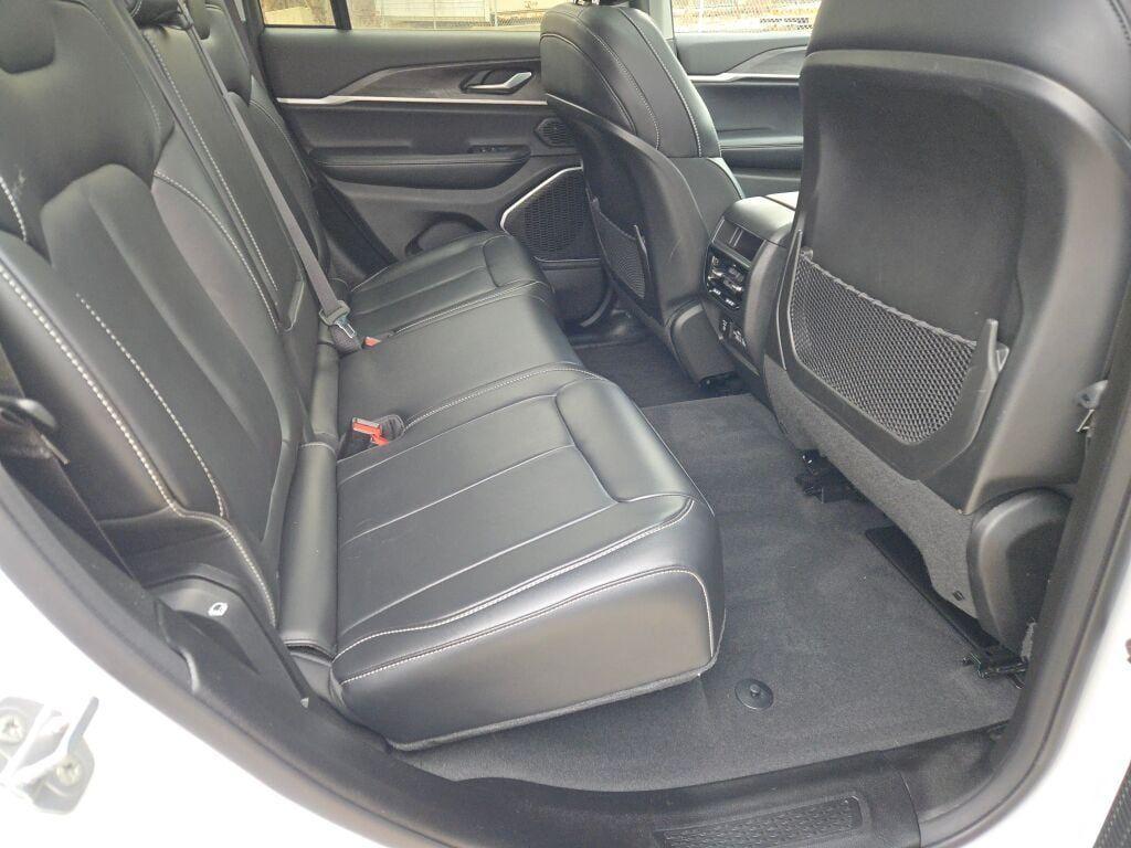 used 2022 Jeep Grand Cherokee car, priced at $31,467