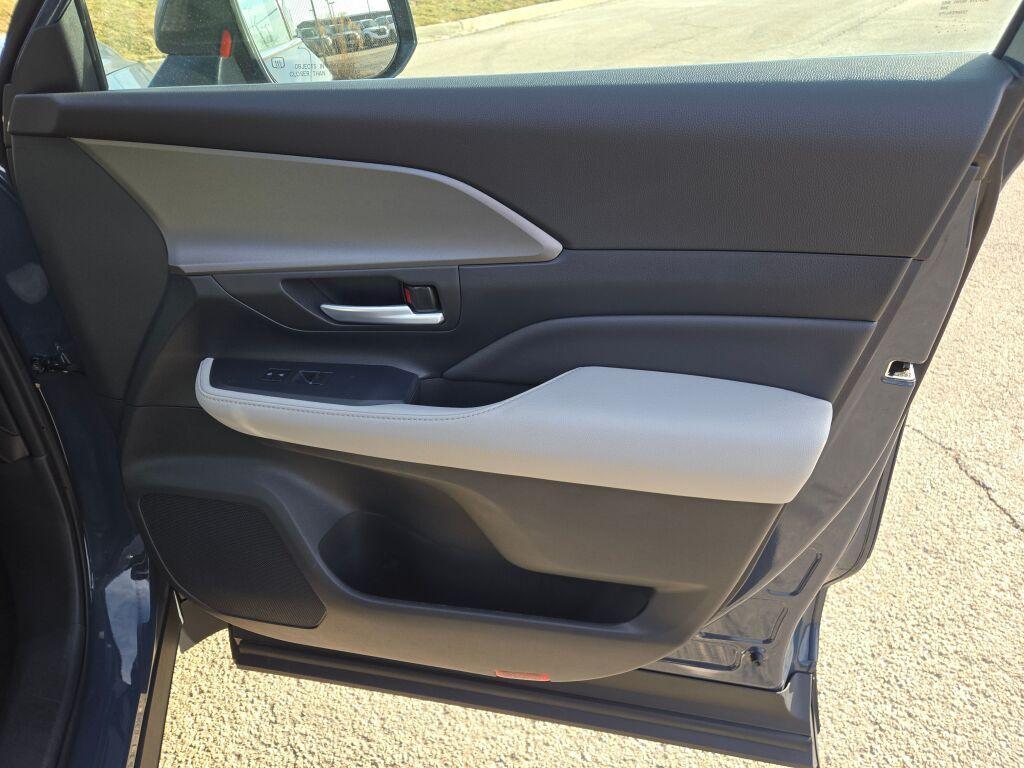 used 2024 Toyota Grand Highlander car, priced at $39,920