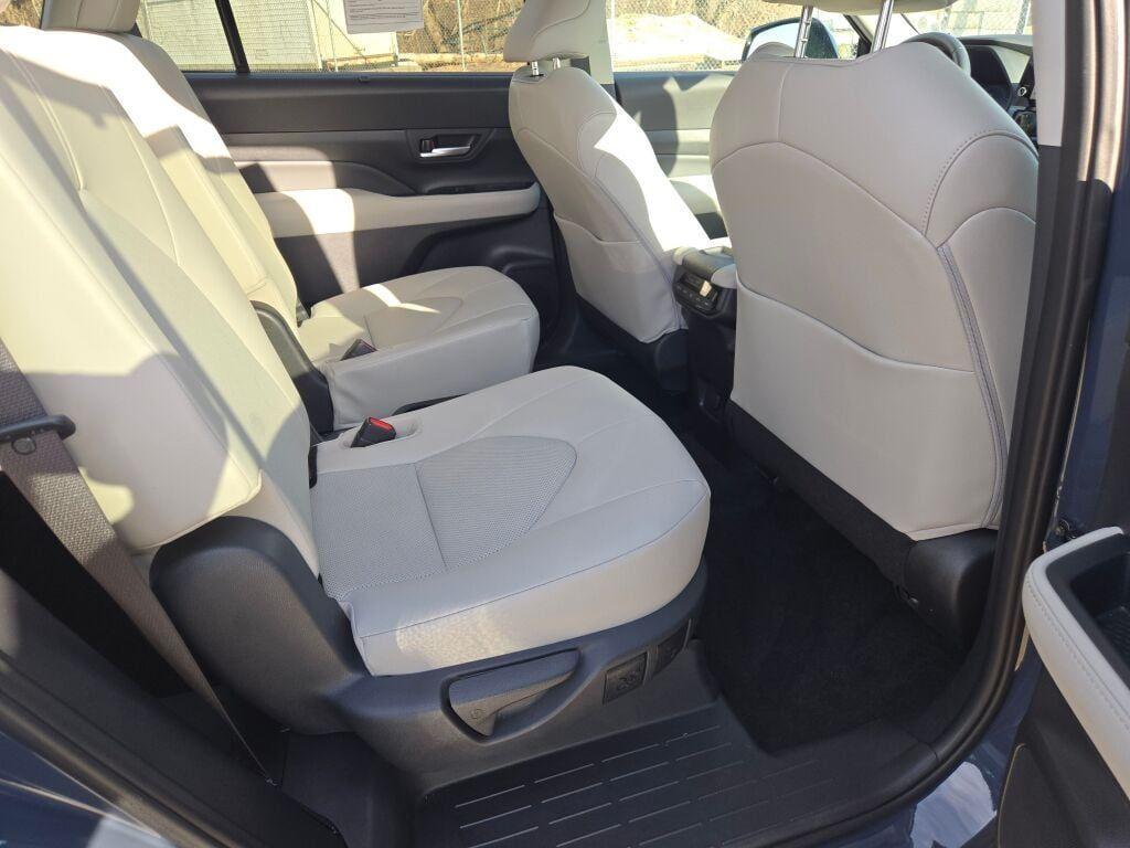 used 2024 Toyota Grand Highlander car, priced at $39,920