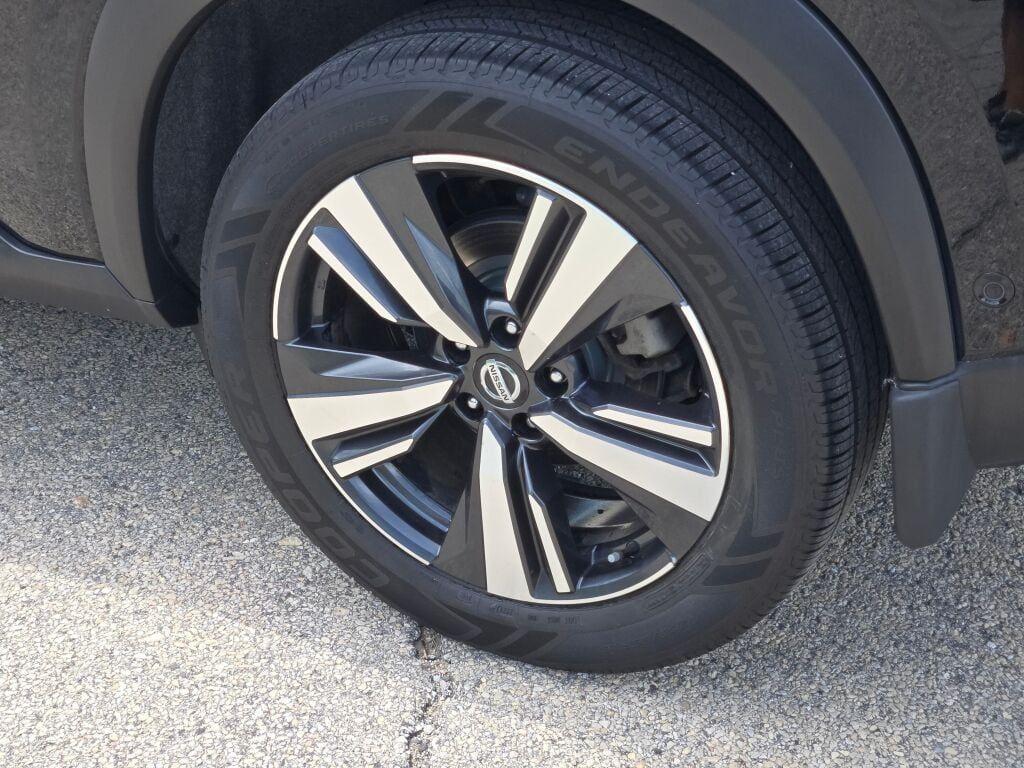 used 2021 Nissan Rogue car, priced at $21,324