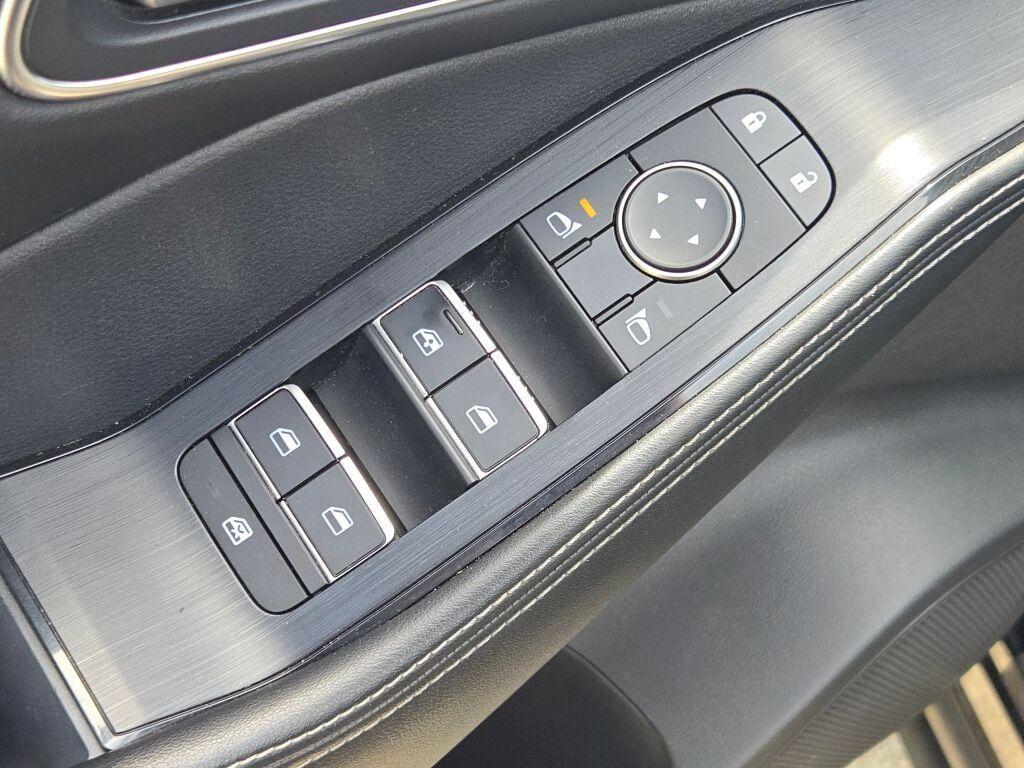 used 2021 Nissan Rogue car, priced at $21,324