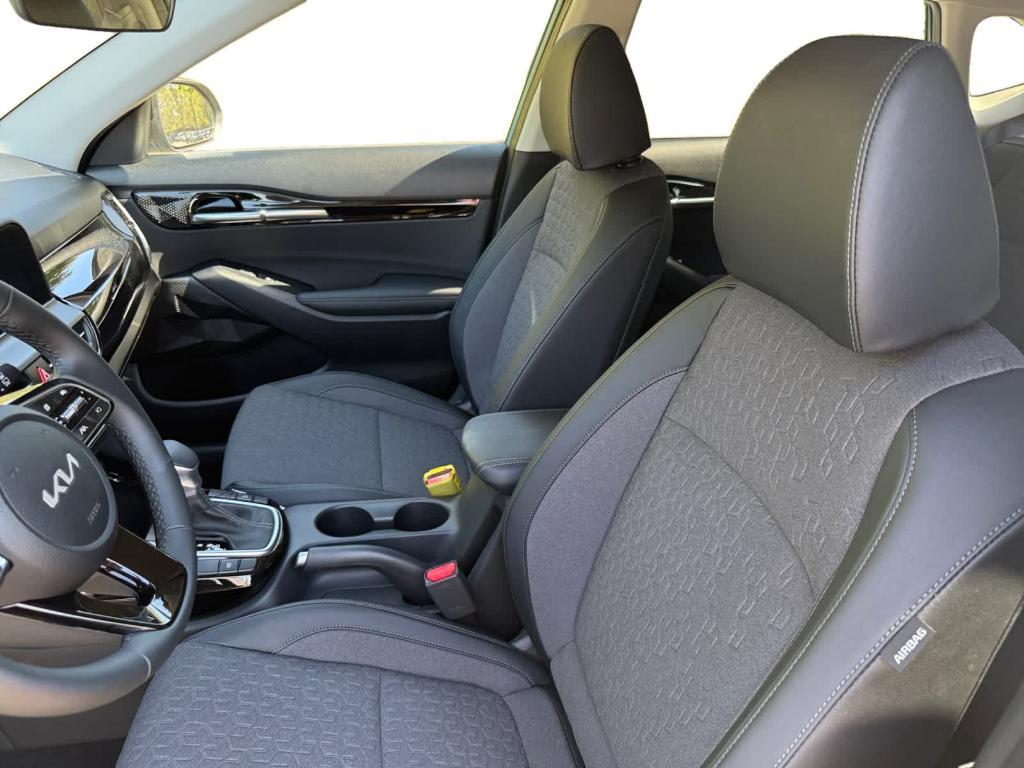 new 2026 Kia Seltos car, priced at $25,321