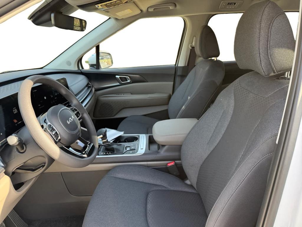 new 2026 Kia Carnival car, priced at $36,756