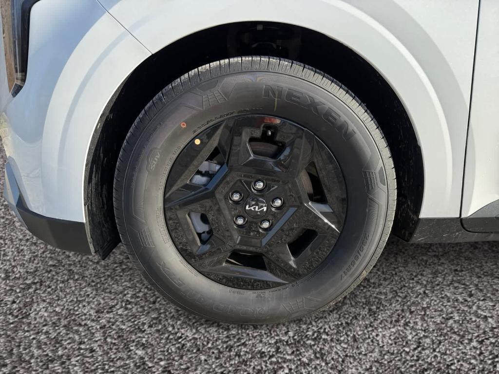 new 2026 Kia Carnival car, priced at $36,756