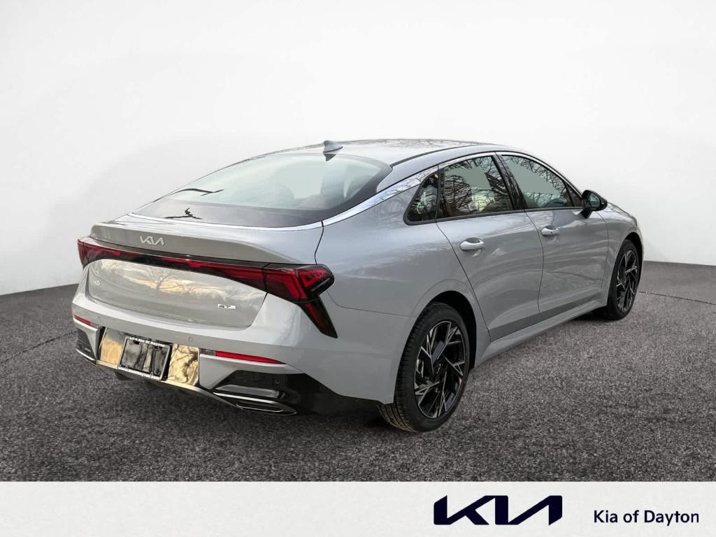 new 2026 Kia K5 car, priced at $28,106