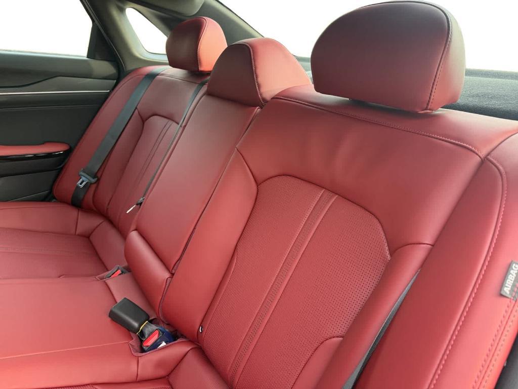 new 2026 Kia K5 car, priced at $28,106