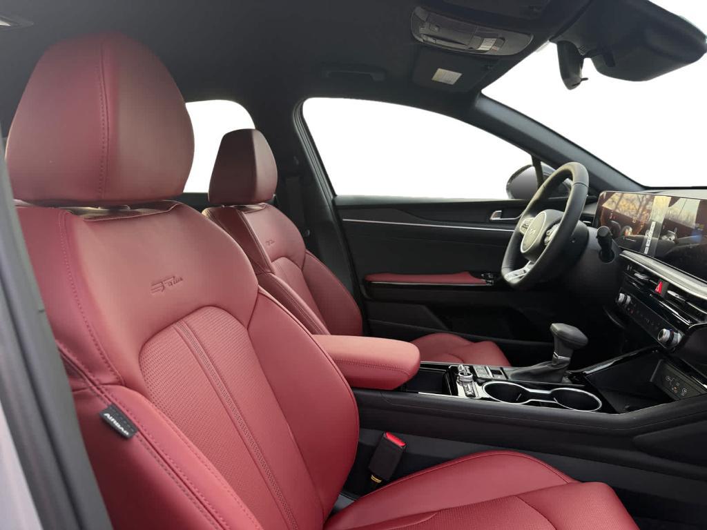 new 2026 Kia K5 car, priced at $28,106