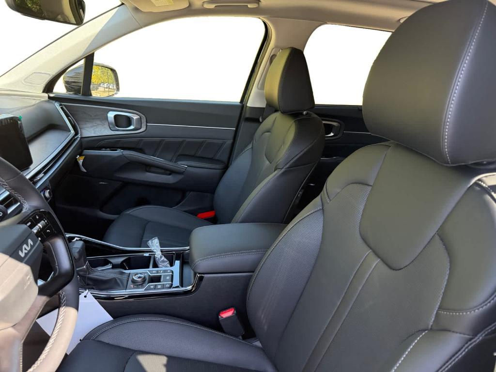 new 2026 Kia Sorento car, priced at $41,334