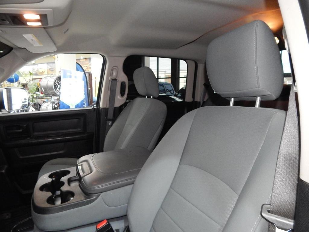 used 2019 Ram 1500 Classic car, priced at $28,995