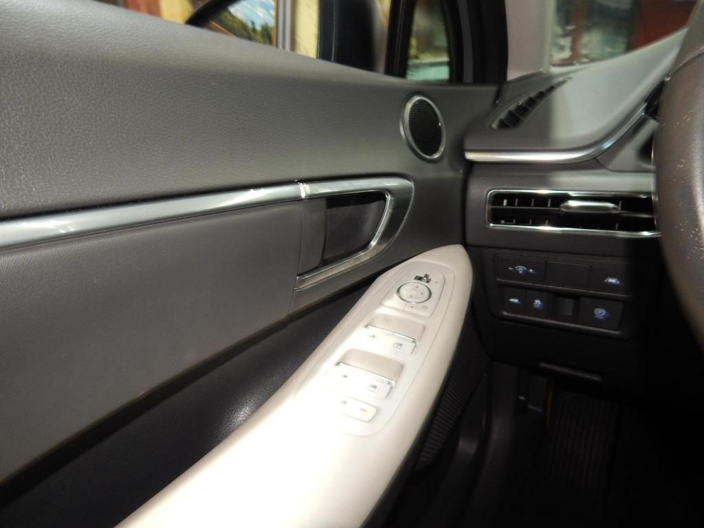 used 2022 Hyundai Sonata car, priced at $14,885
