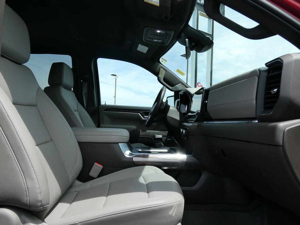 used 2025 Chevrolet Silverado 1500 car, priced at $52,615