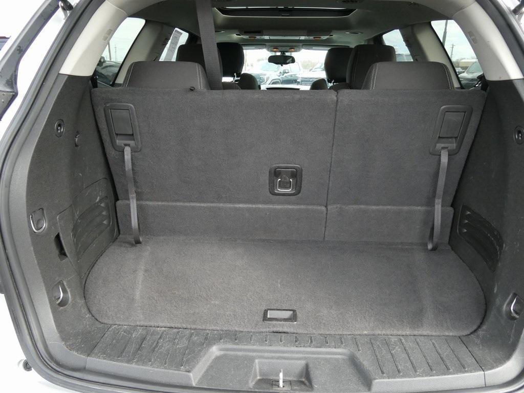 used 2017 Chevrolet Traverse car, priced at $9,495