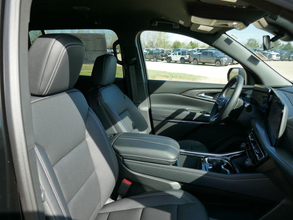 new 2026 Chevrolet Traverse car