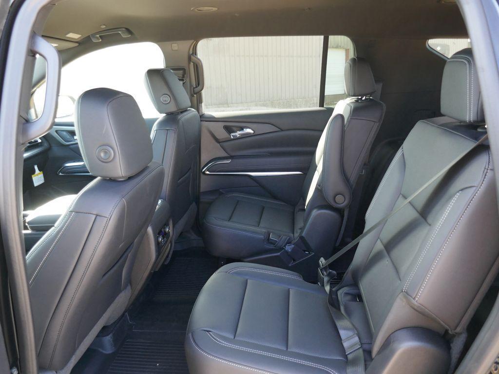 new 2026 Chevrolet Traverse car