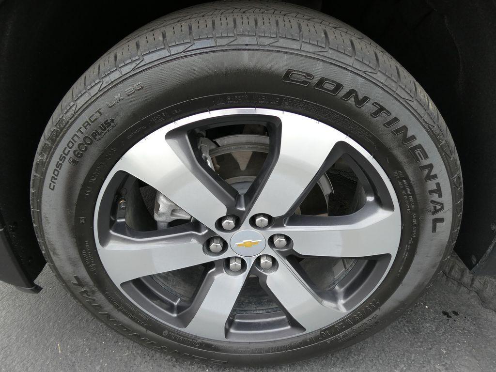 used 2023 Chevrolet Traverse car, priced at $32,995