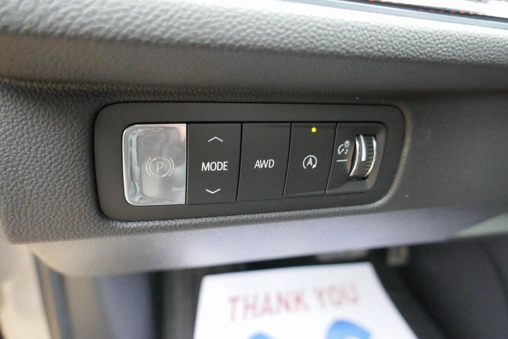 new 2026 Chevrolet Traverse car, priced at $56,442