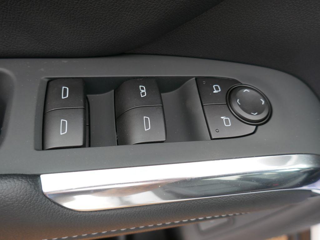 new 2026 Chevrolet Traverse car, priced at $47,600