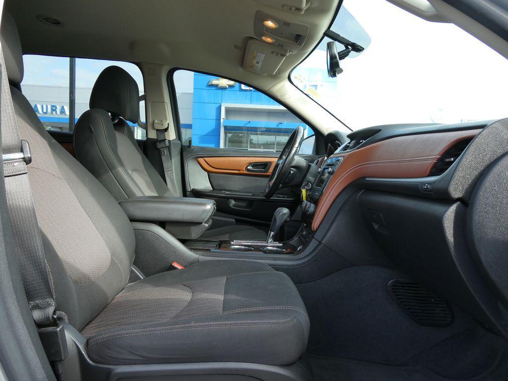 used 2017 Chevrolet Traverse car, priced at $10,995