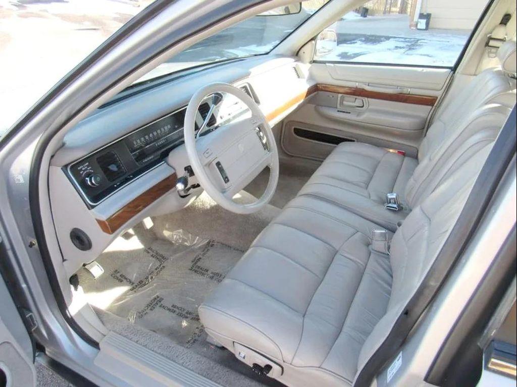 used 1992 Mercury Grand Marquis car, priced at $6,800