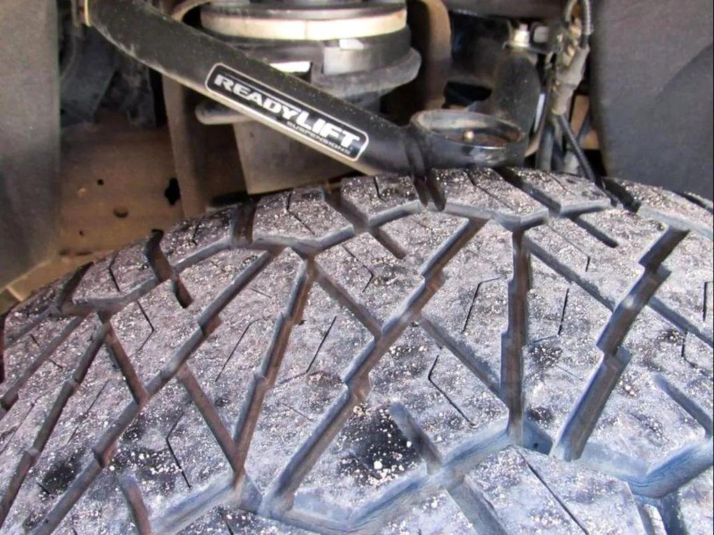 used 2021 GMC Yukon car, priced at $50,882