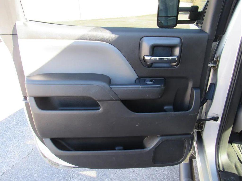 used 2018 GMC Sierra 1500 car, priced at $27,800