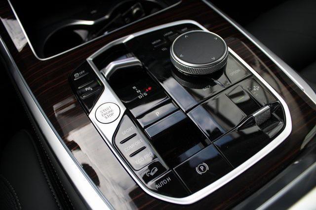 new 2026 BMW X7 car, priced at $91,085