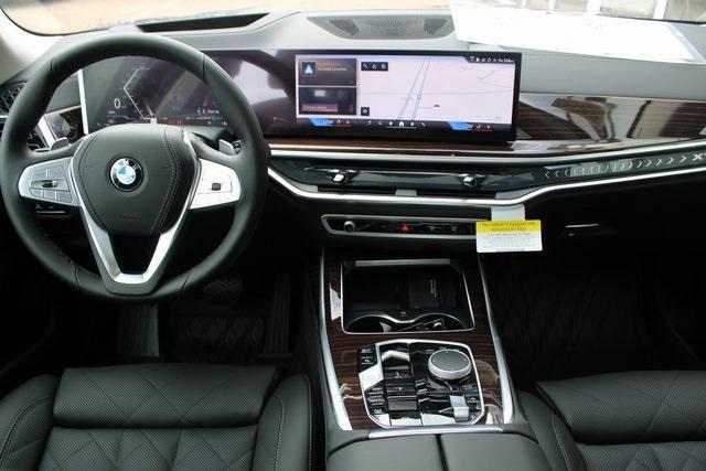 new 2026 BMW X7 car, priced at $91,085
