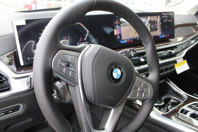 new 2026 BMW X7 car, priced at $91,085