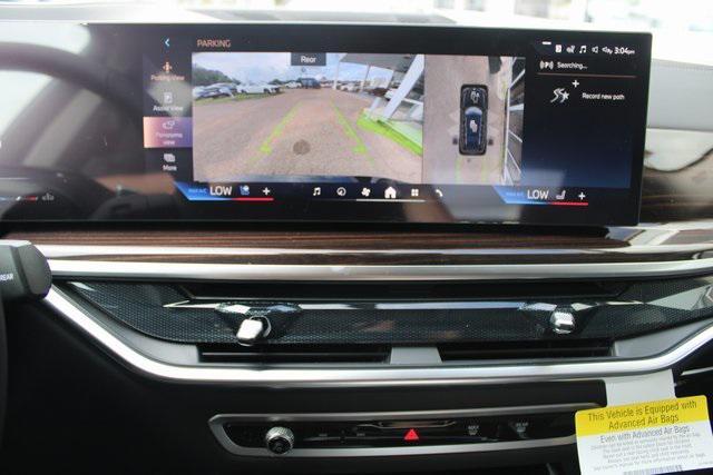 new 2026 BMW X7 car, priced at $91,085