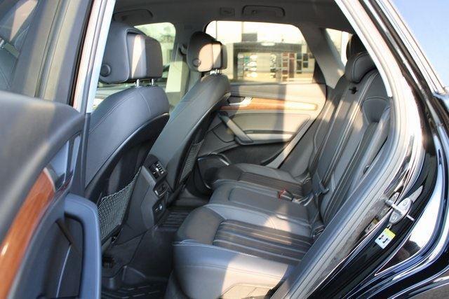 used 2021 Audi Q5 car, priced at $18,332