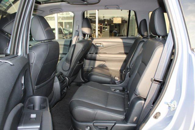 used 2022 Honda Pilot car, priced at $29,535