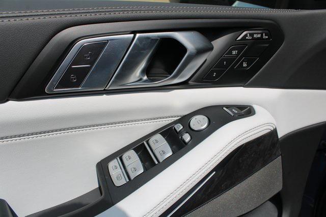 used 2026 BMW X7 car, priced at $95,035