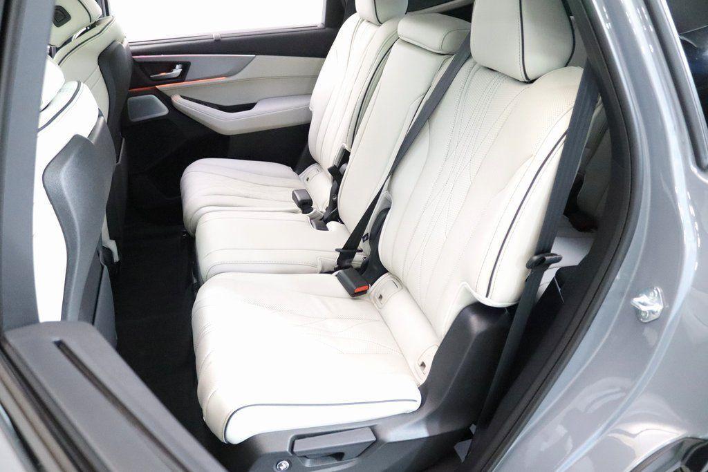 used 2026 Acura MDX car, priced at $62,450