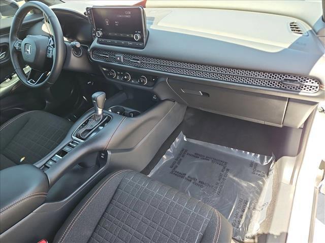 used 2025 Honda HR-V car, priced at $28,394