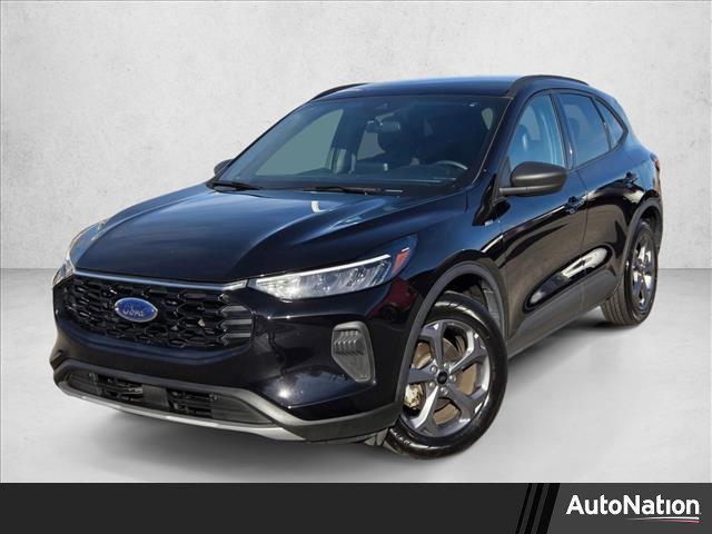 used 2025 Ford Escape car, priced at $18,990