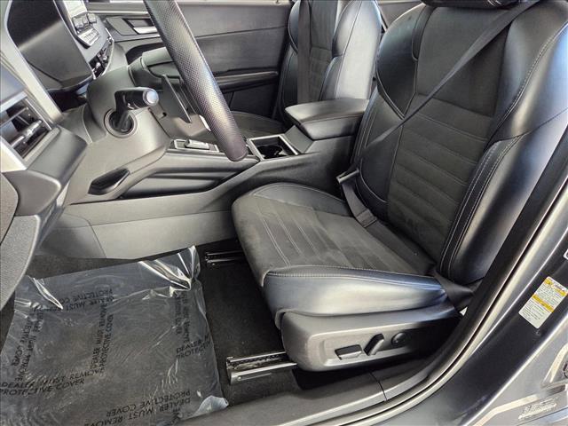 used 2024 Mitsubishi Outlander car, priced at $20,992