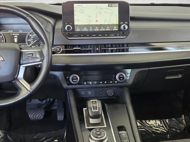 used 2024 Mitsubishi Outlander car, priced at $20,992