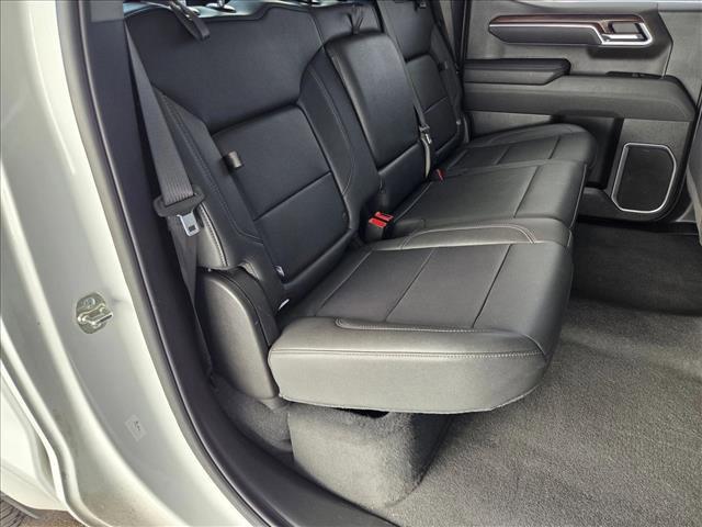 used 2025 GMC Sierra 1500 car, priced at $38,122