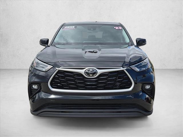 used 2023 Toyota Highlander car, priced at $32,852